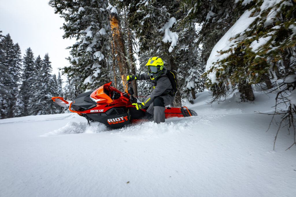 Arctic Cat 858 Skoter Återförsä'ljare Piteå